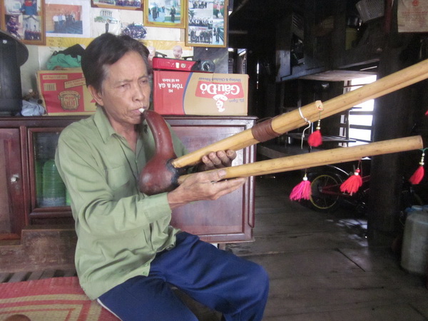 ผู้ที่รักและหวงแหนมรดกวัฒนธรรมของชนเผ่าเอเด